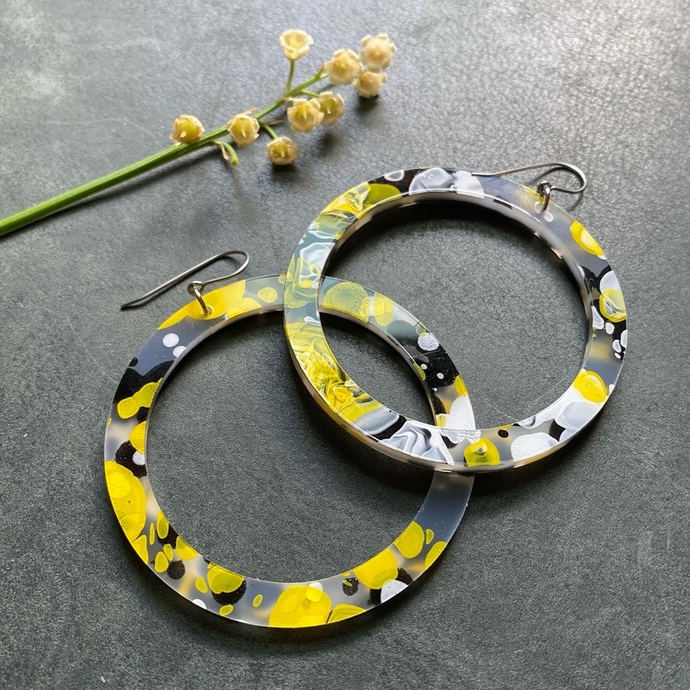 Handmade Acrylic Hoop Earrings - Large multicolor